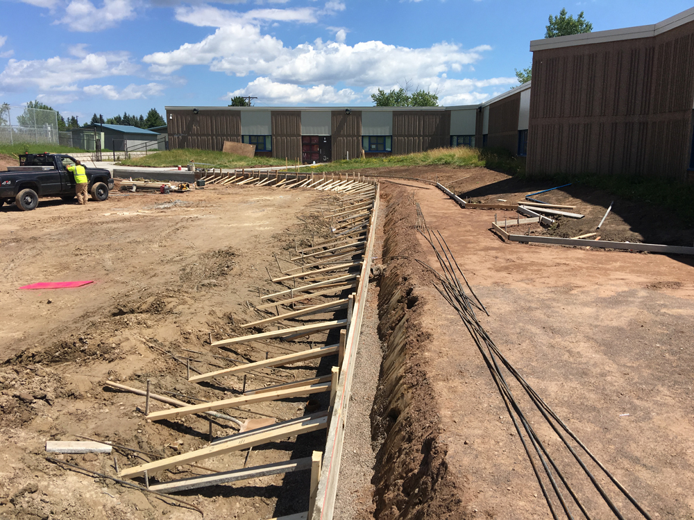 aplus contractors placing underground utilities in duluth minnesota and northern minnesota